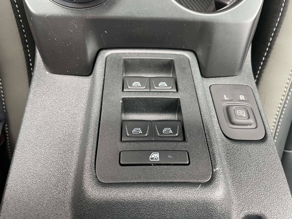 New 2026 Ford Bronco Outer Banks w/ Sasquatch Package AWD/4WD image 16