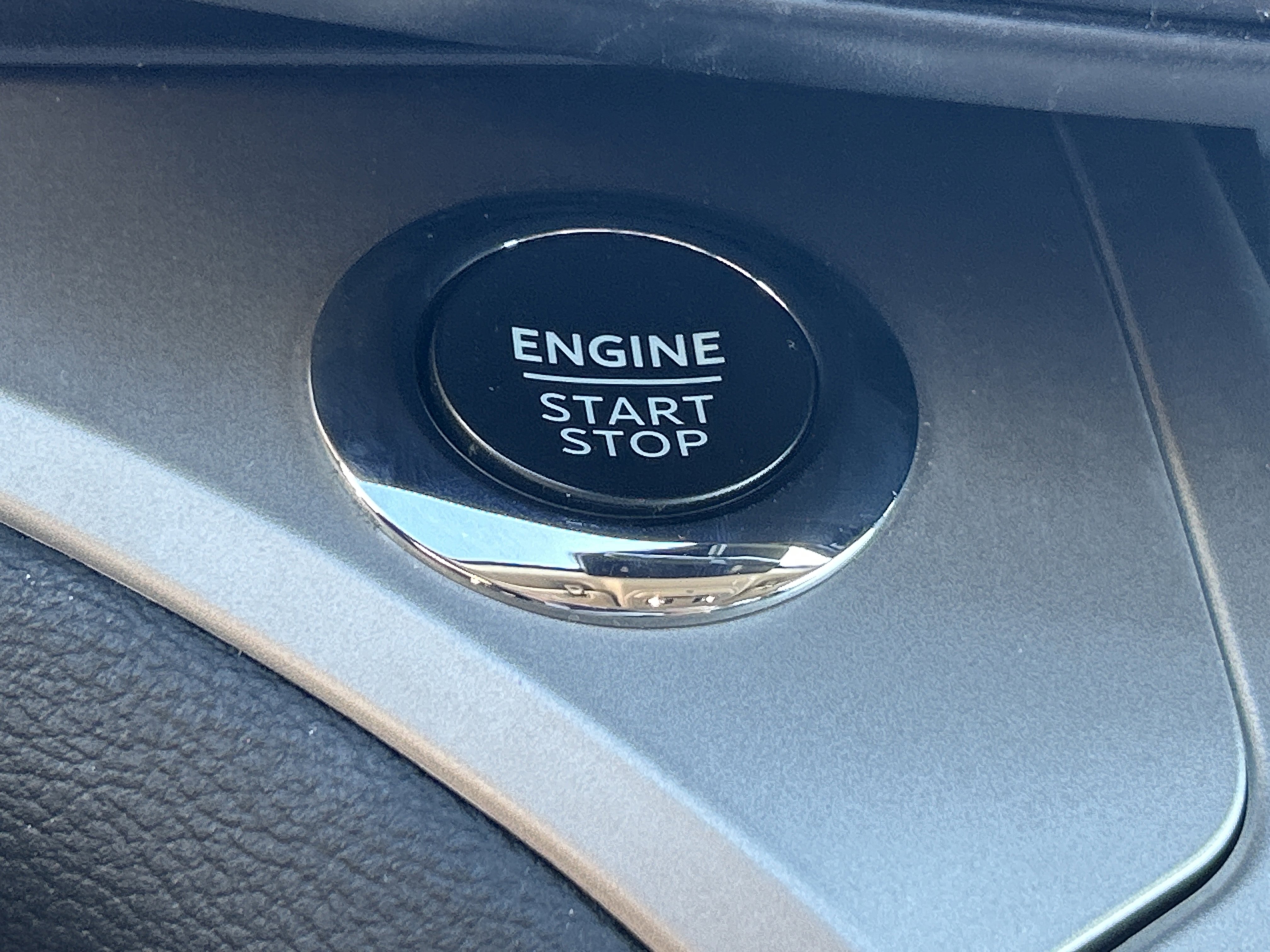 Used 2022 Ford Explorer XLT image 20