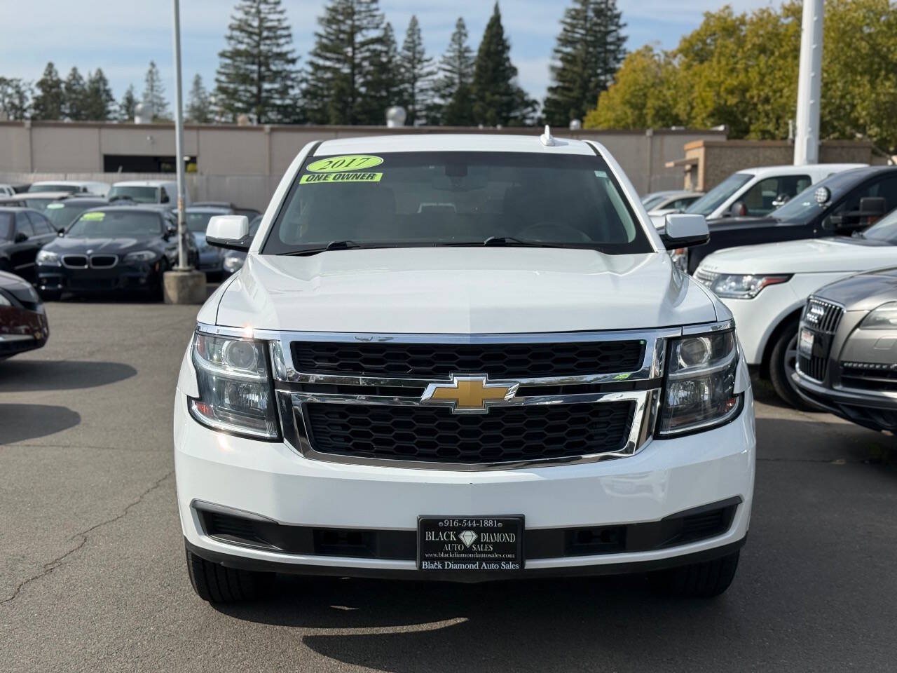 Used 2017 Chevrolet Tahoe 2WD w/ Remote Keyless Entry Package image 2