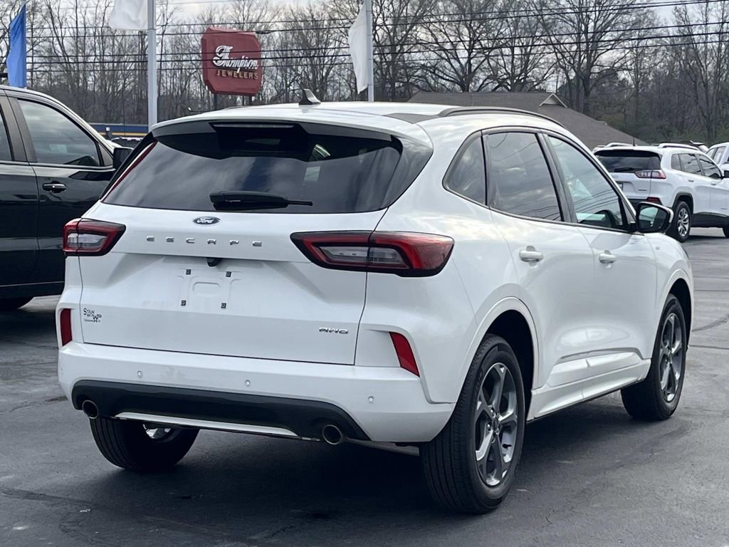 Used 2023 Ford Escape ST-Line Select w/ Tech Pack #2 image 7