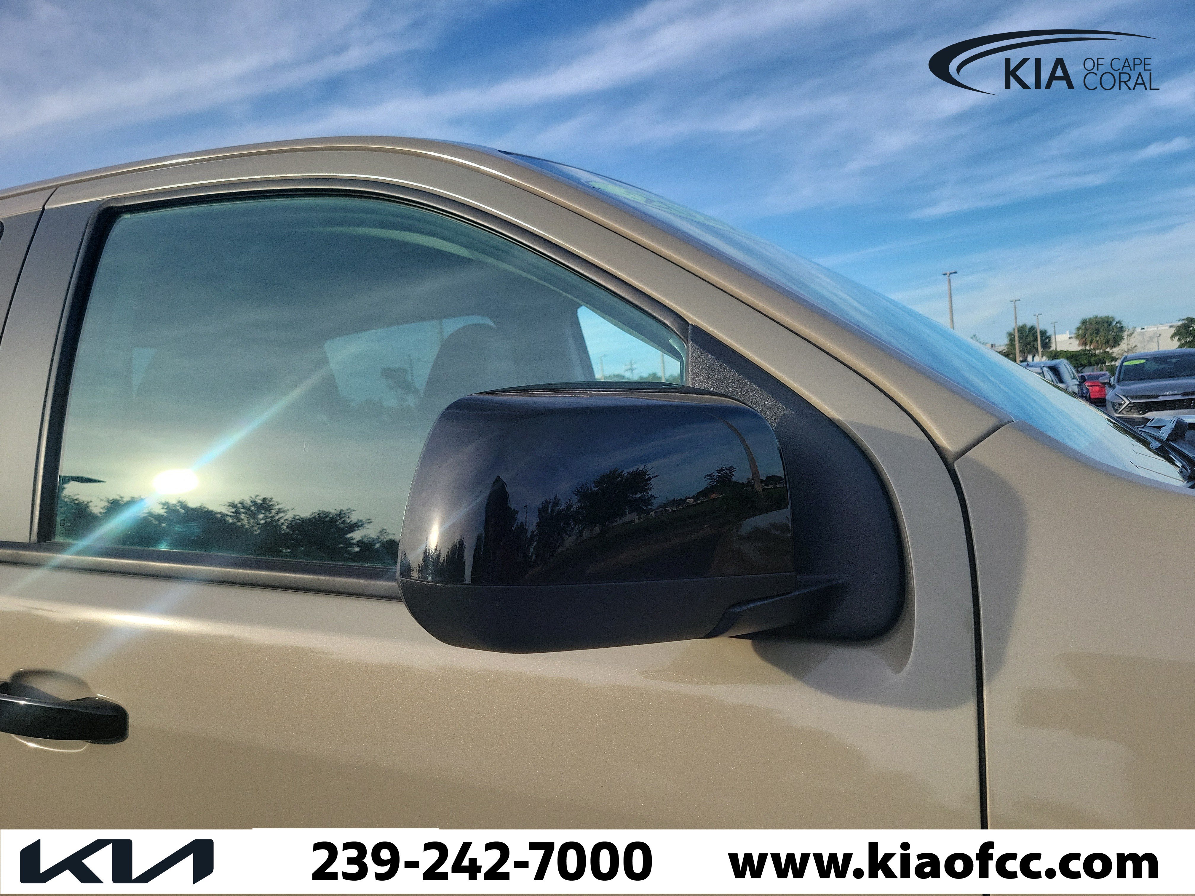 Used 2022 Chevrolet Colorado Z71 AWD/4WD image 8