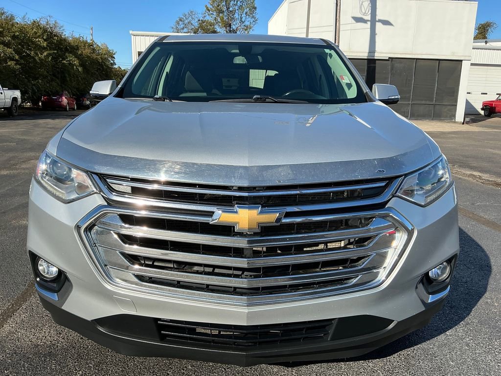 Used 2020 Chevrolet Traverse LT image 11