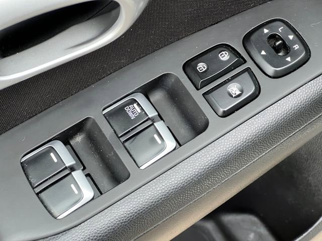 Used 2018 Kia Soul w/ Convenience Package image 15