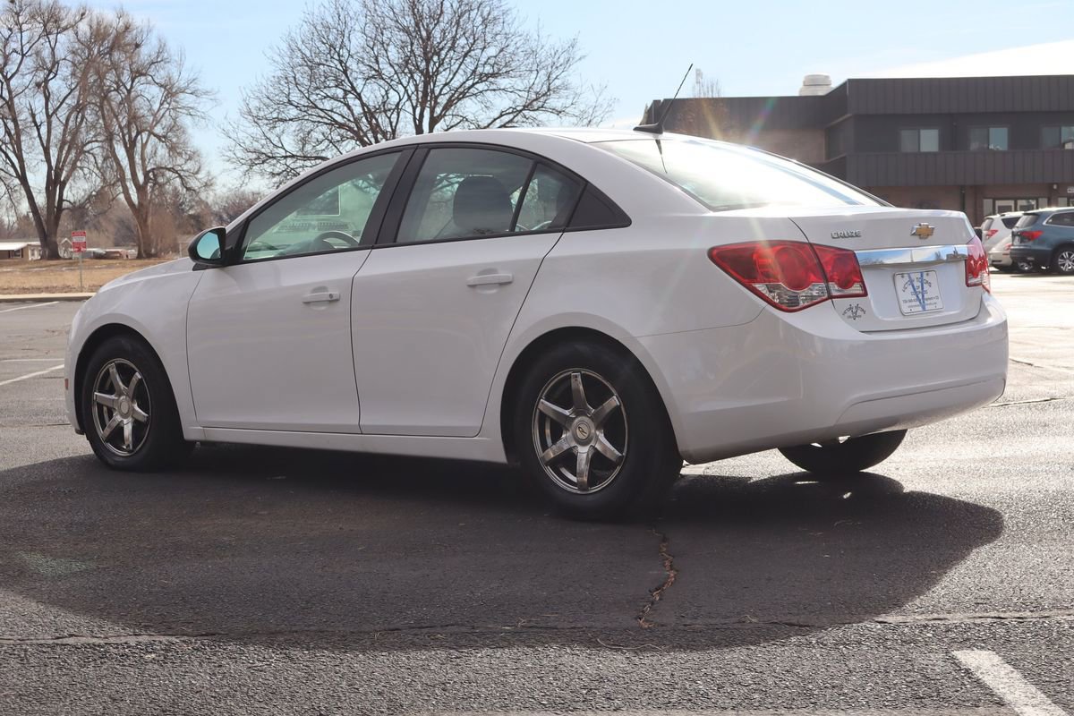 Used 2014 Chevrolet Cruze LS image 7