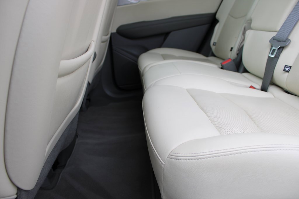 Used 2023 Cadillac XT6 Premium Luxury image 29