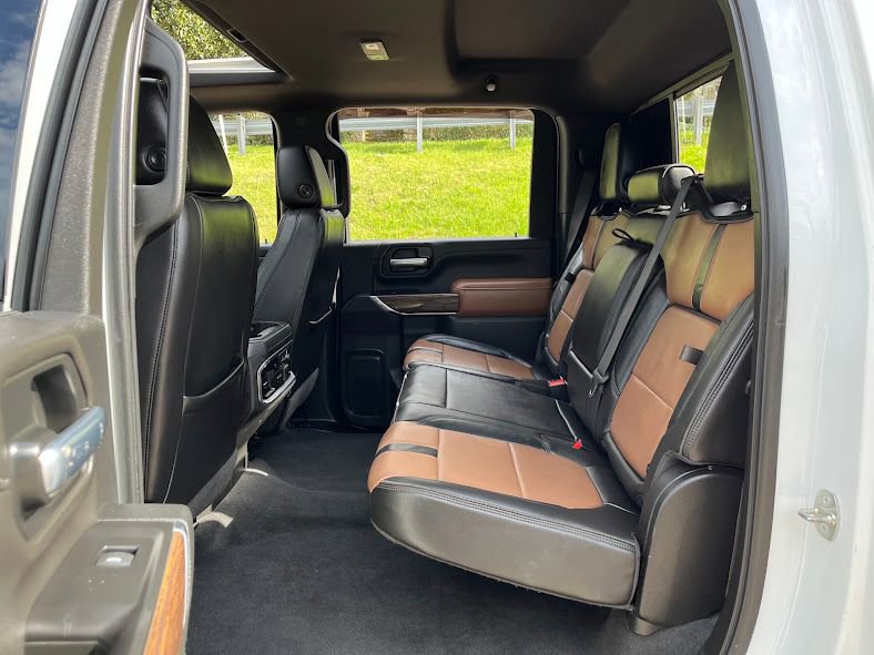 Used 2020 Chevrolet Silverado 3500 High Country w/ Technology Package image 47