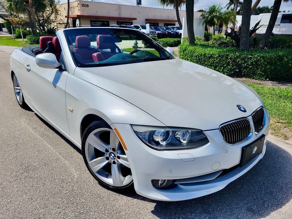 Used 2011 BMW 328i Convertible w/ Premium Pkg RWD image 2