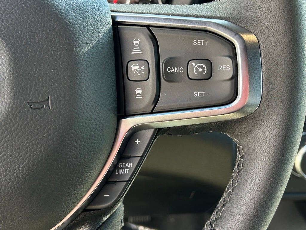 New 2026 RAM 1500 Big Horn AWD/4WD image 18