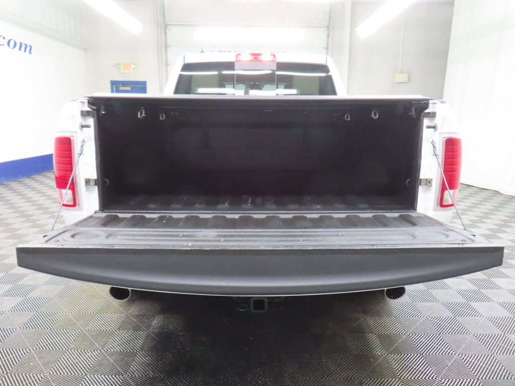 Used 2017 RAM 1500 Laramie w/ Convenience Group AWD/4WD image 37