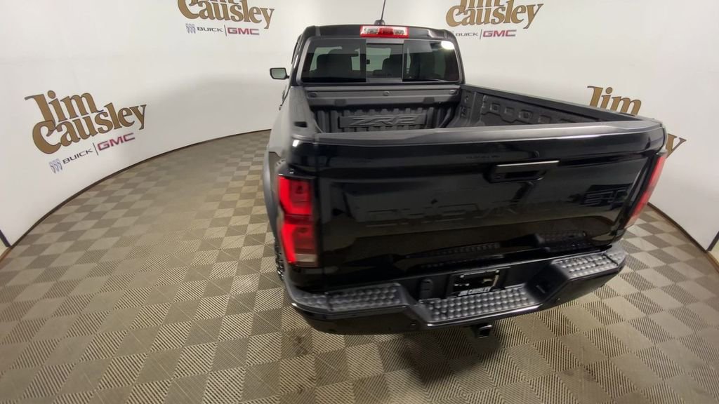 Certified 2024 Chevrolet Colorado ZR2 w/ Technology Package AWD/4WD image 7