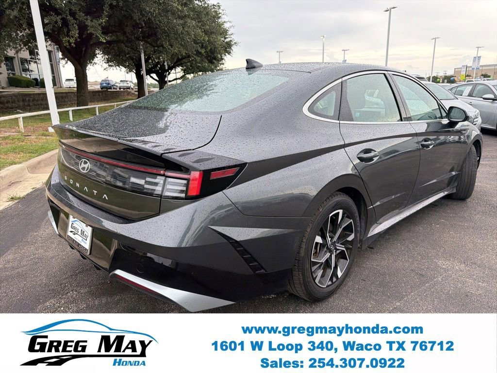 Used 2024 Hyundai Sonata SEL FWD image 3