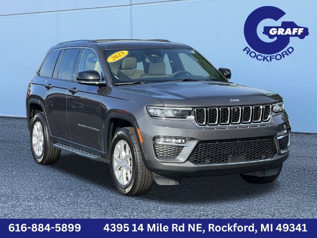Used 2023 Jeep Grand Cherokee Limited w/ Luxury Tech Group II AWD/4WD image 1