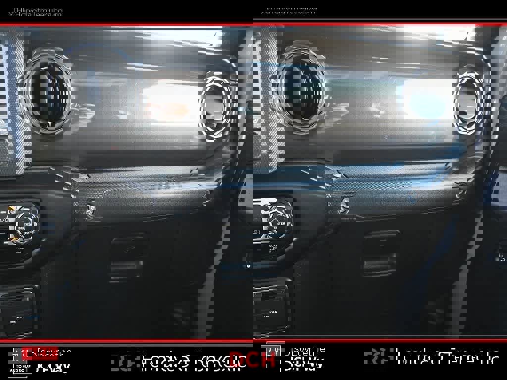 Used 2022 Jeep Gladiator Sport image 14