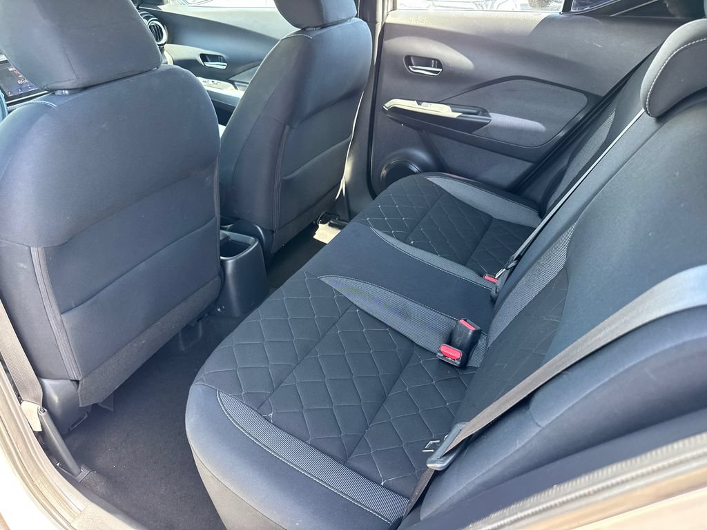 Used 2018 Nissan Kicks SV FWD image 18