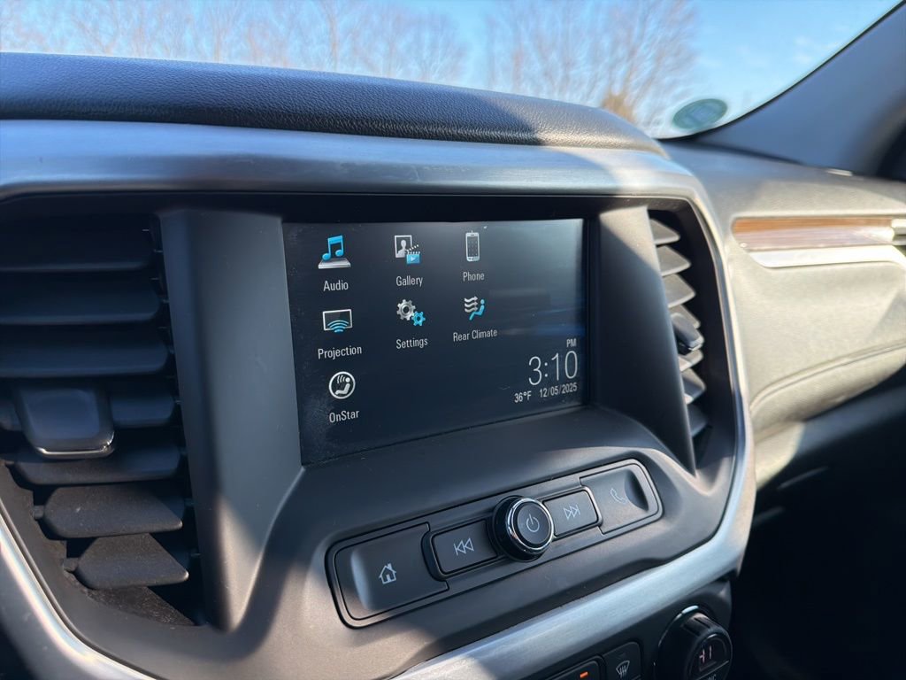 Used 2018 GMC Acadia SLE image 31
