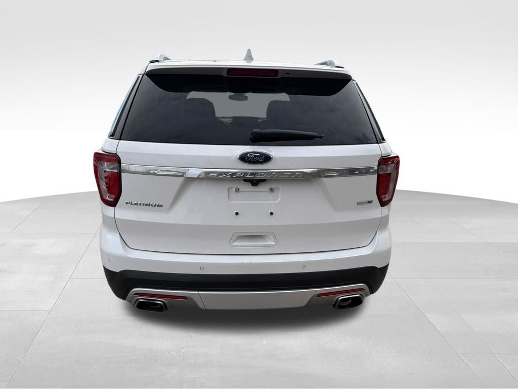 Used 2017 Ford Explorer Platinum image 6