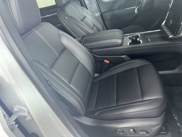 Used 2026 GMC Acadia Elevation w/ Black Edition FWD image 28