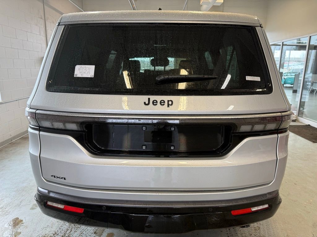 New 2026 Jeep Grand Wagoneer L 4WD w/ Premium Group I image 4