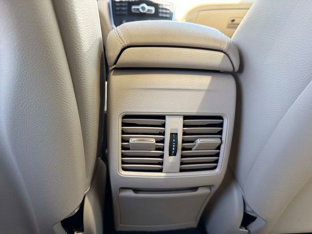 Used 2014 Mercedes-Benz CLA 250 image 14