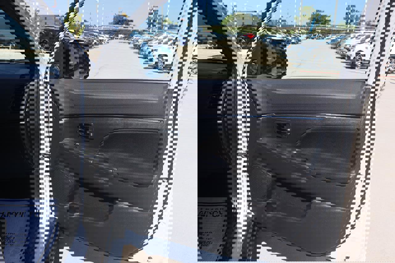 Used 2024 Mitsubishi Outlander Sport AWD image 11