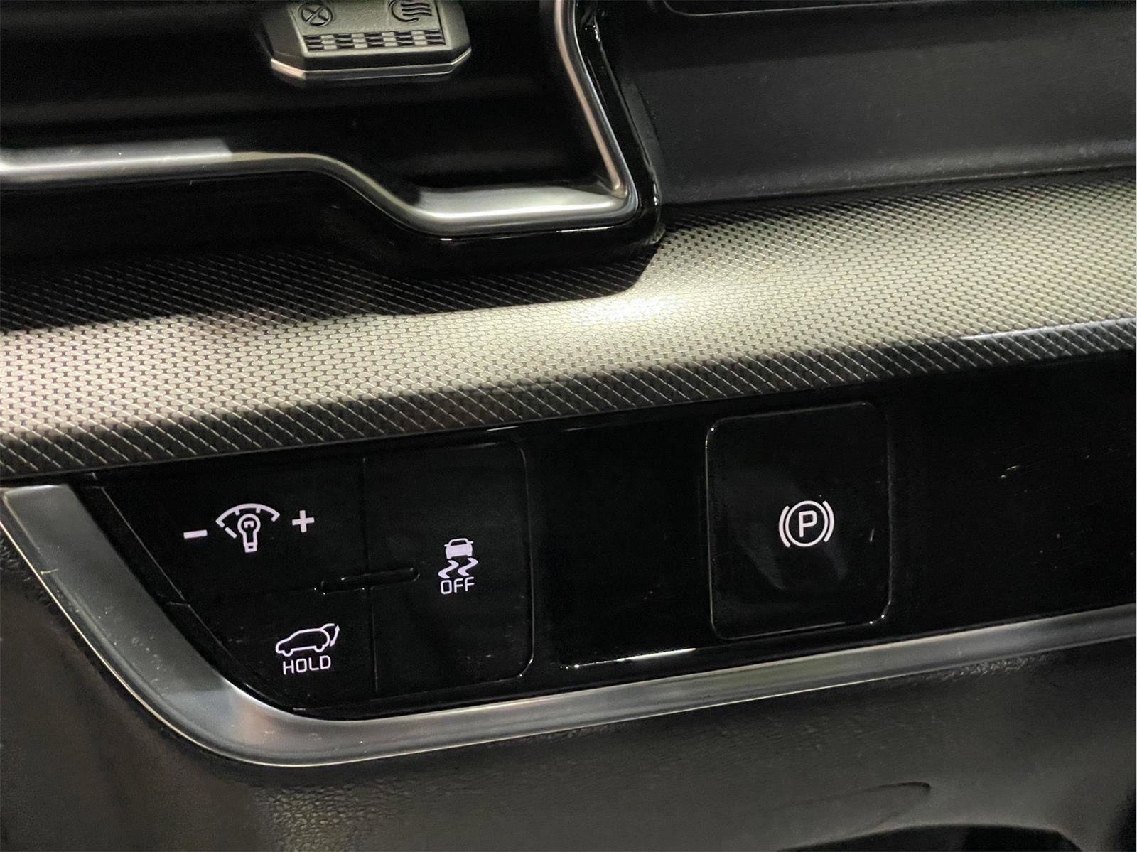 Used 2023 Kia Sportage SX image 24