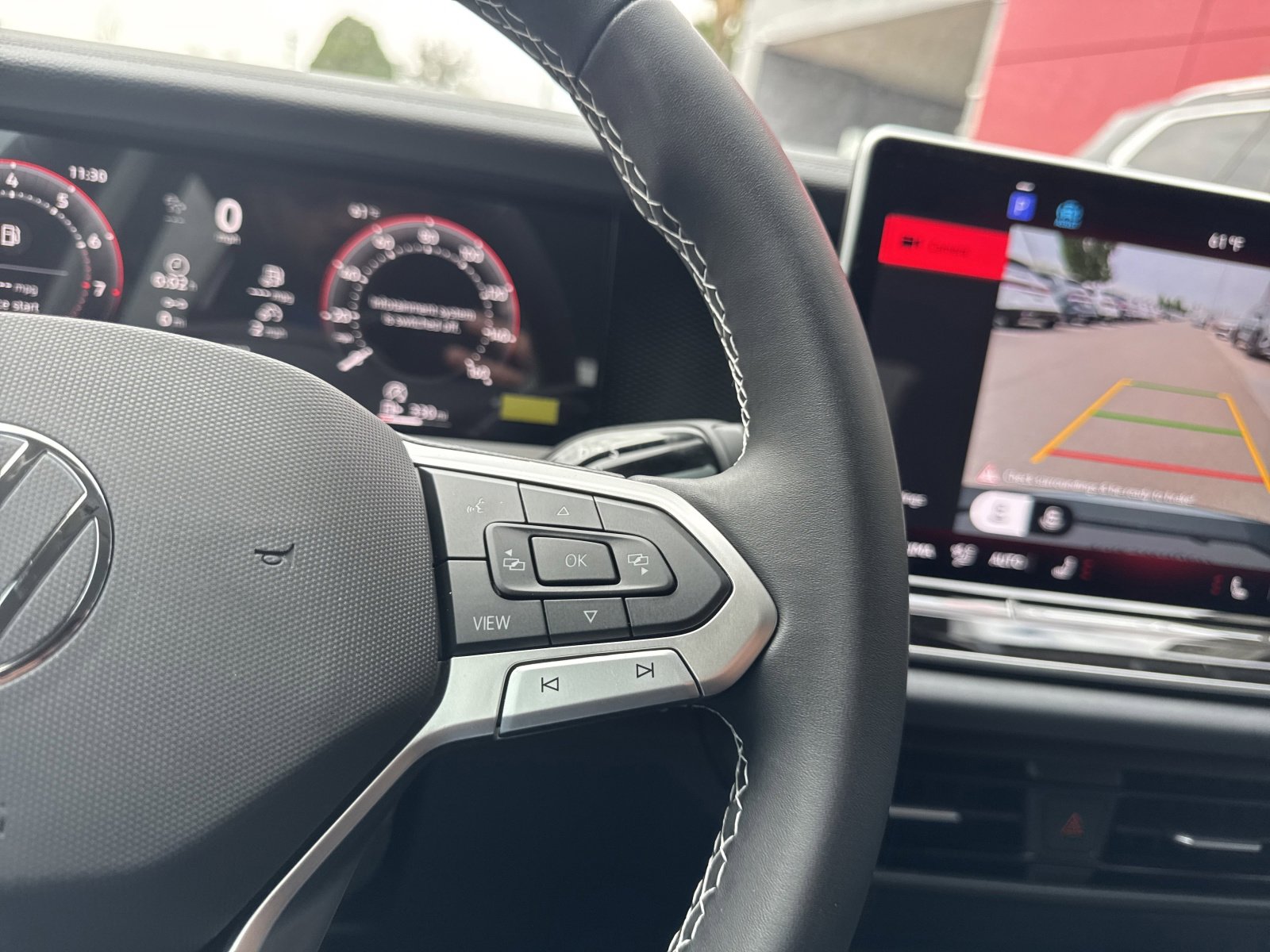 New 2026 Volkswagen Tiguan SE image 29