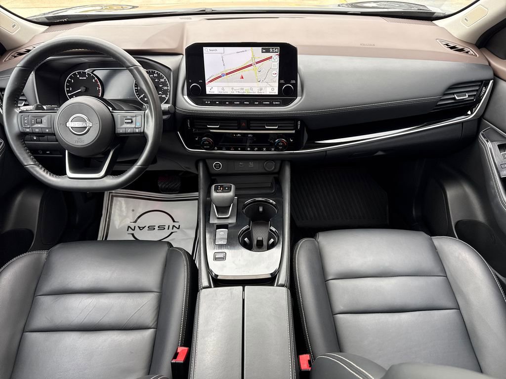 Used 2023 Nissan Rogue SL w/ SL Premium Package image 13