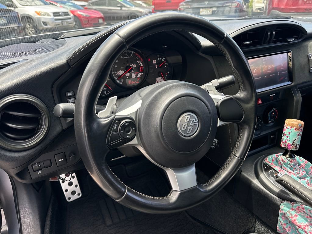 Used 2020 Toyota 86 RWD image 18