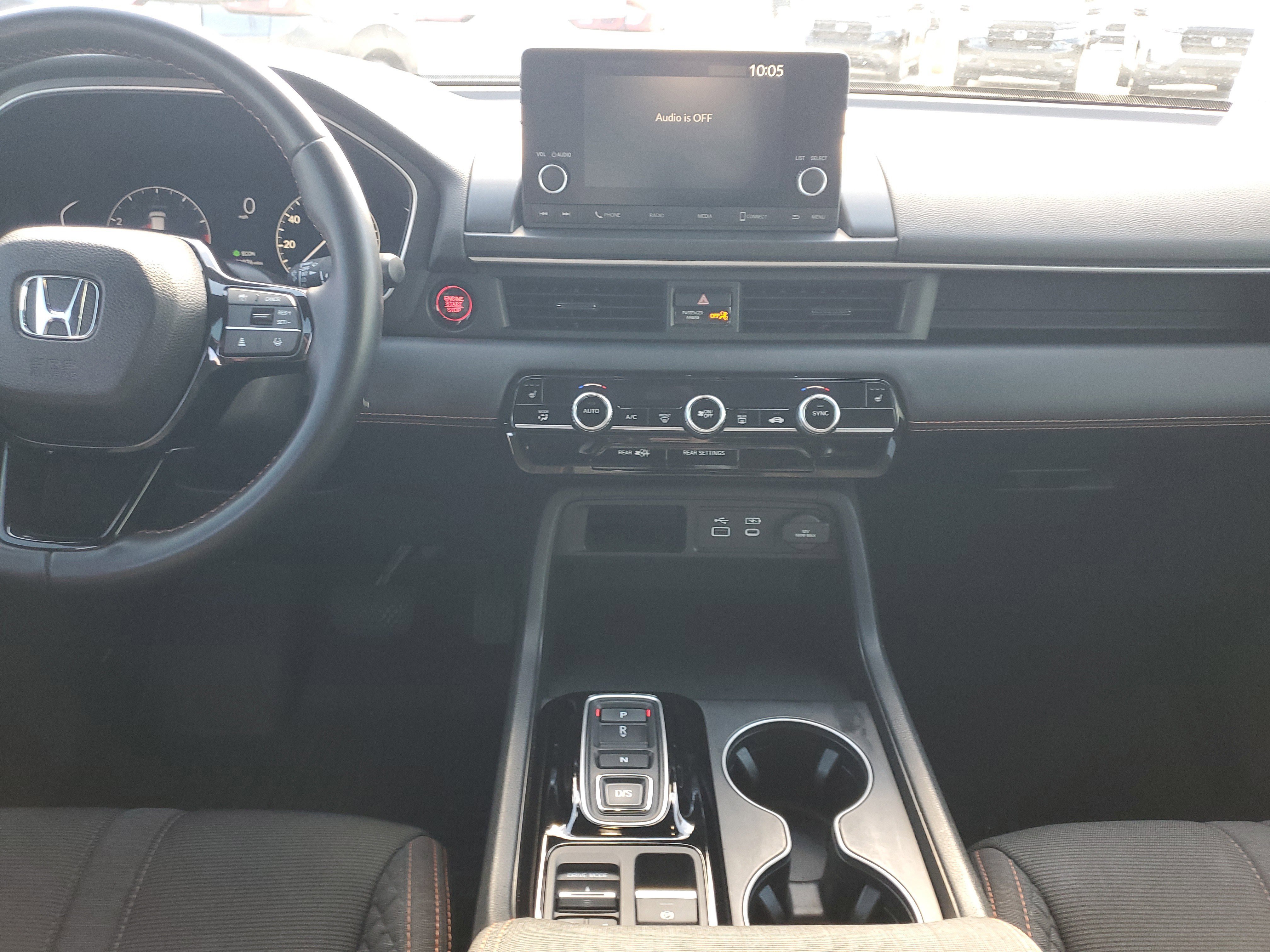 Used 2023 Honda Pilot Sport image 18