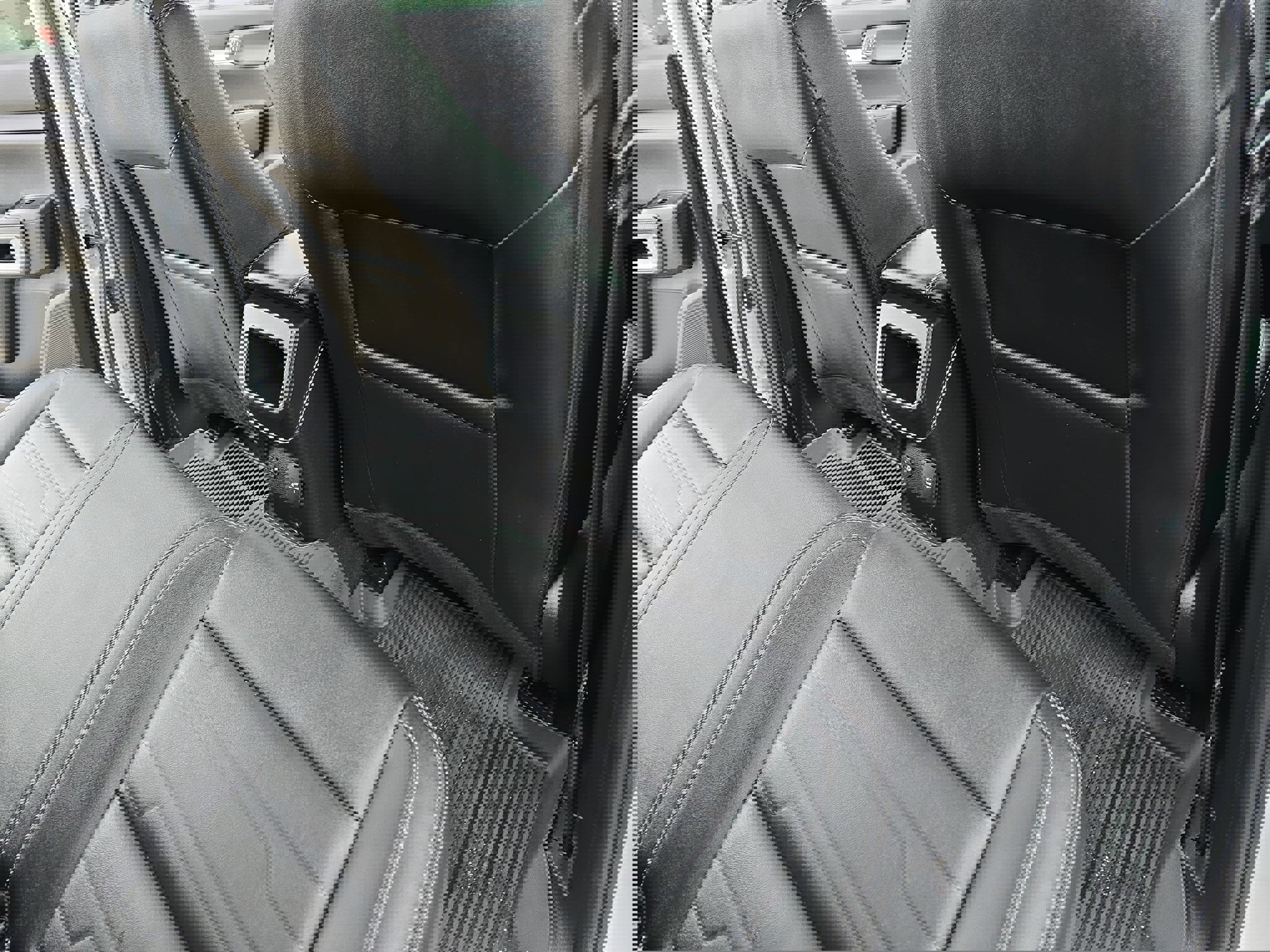 Used 2024 Ford Ranger Lariat w/ Advanced Towing Package image 12