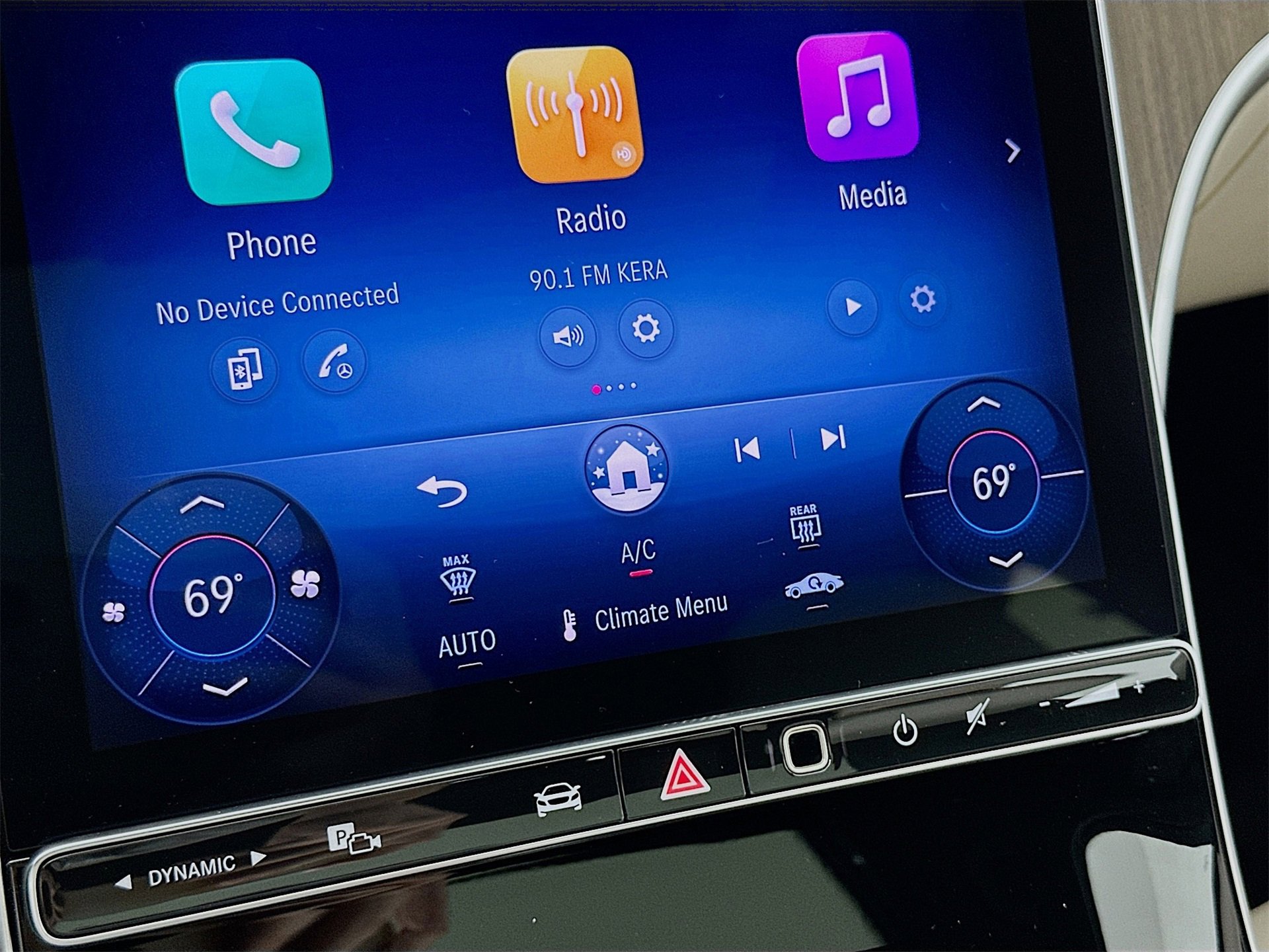 Certified 2025 Mercedes-Benz C 300 Sedan image 16