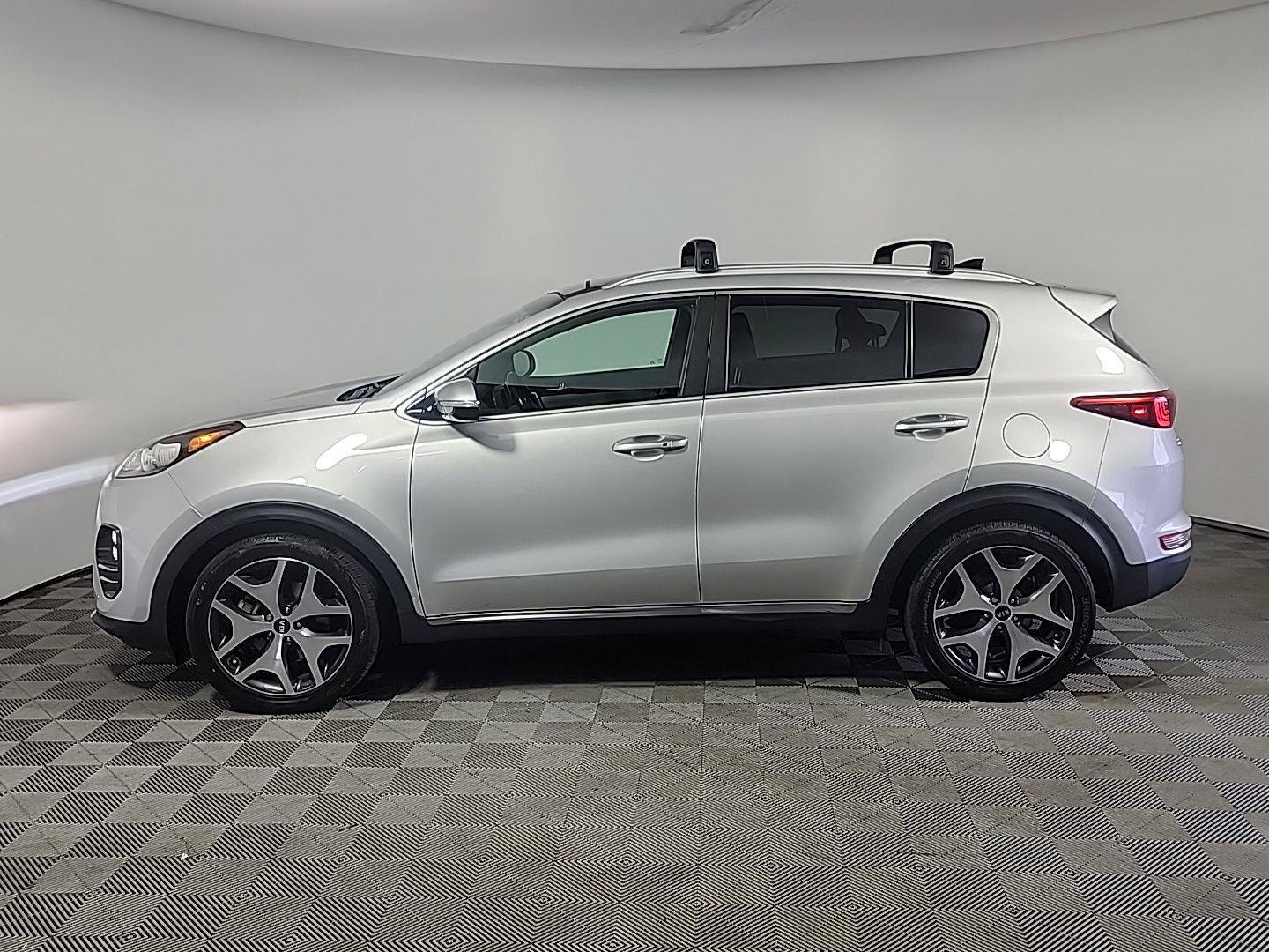 Used 2017 Kia Sportage SX FWD image 11