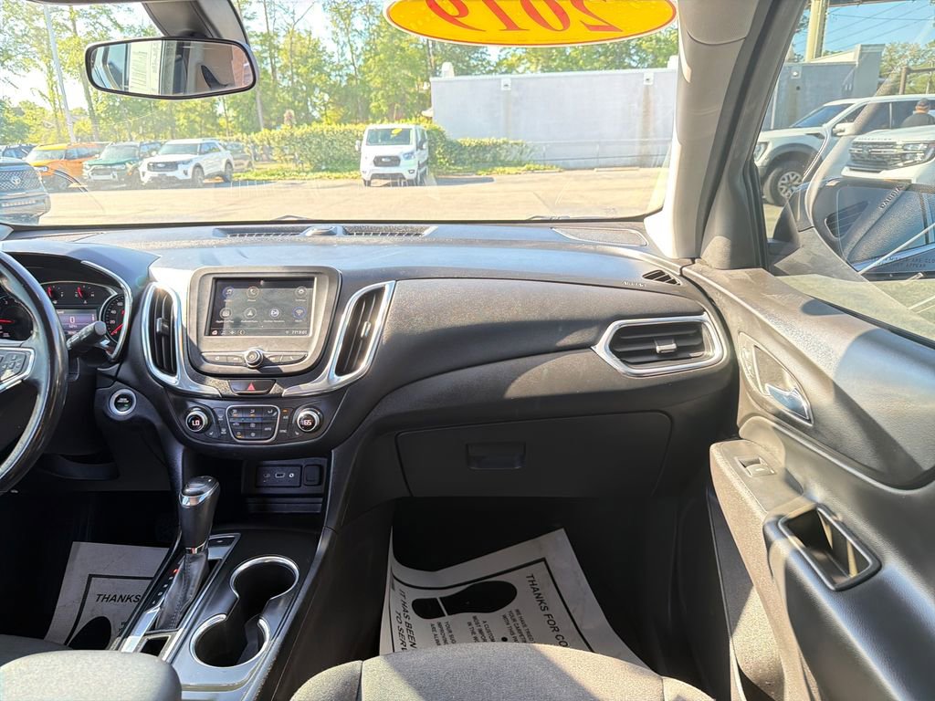 Used 2019 Chevrolet Equinox LT image 19
