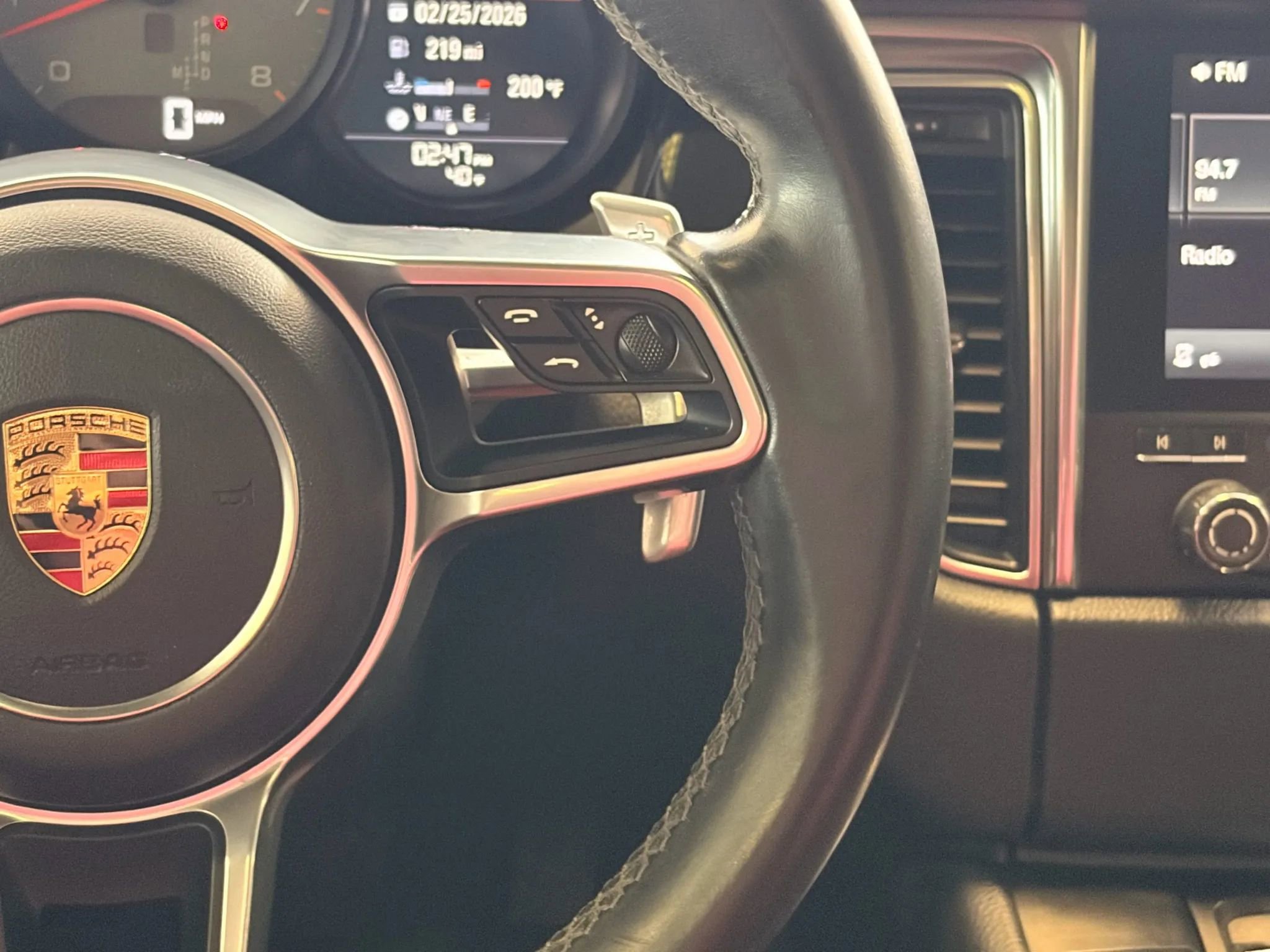 Used 2017 Porsche Macan S image 33