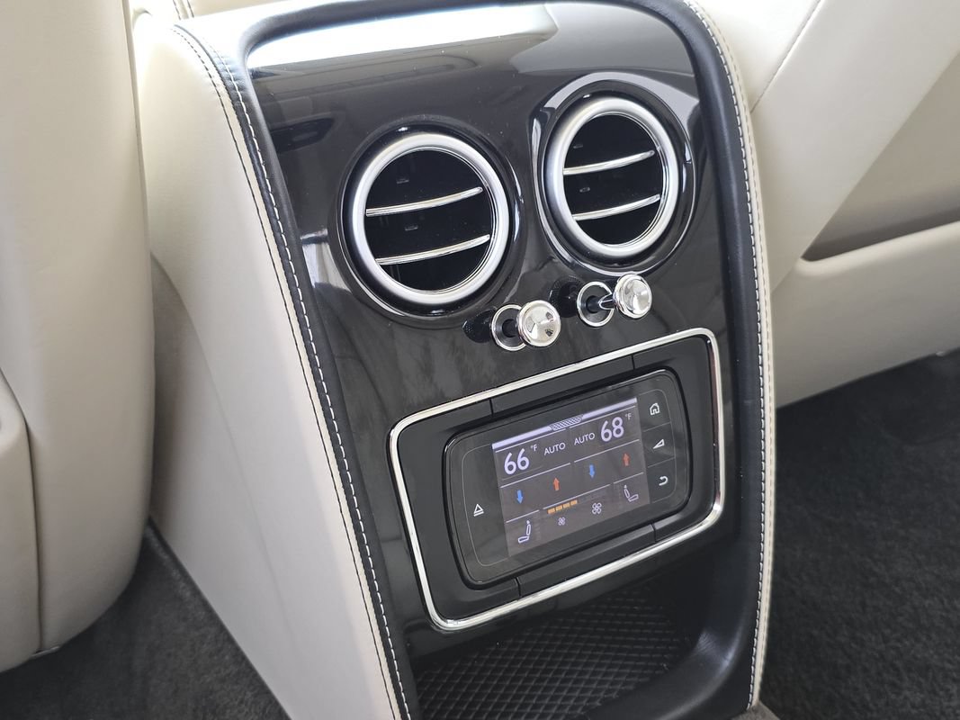 Used 2016 Bentley Flying Spur V8 AWD/4WD image 26