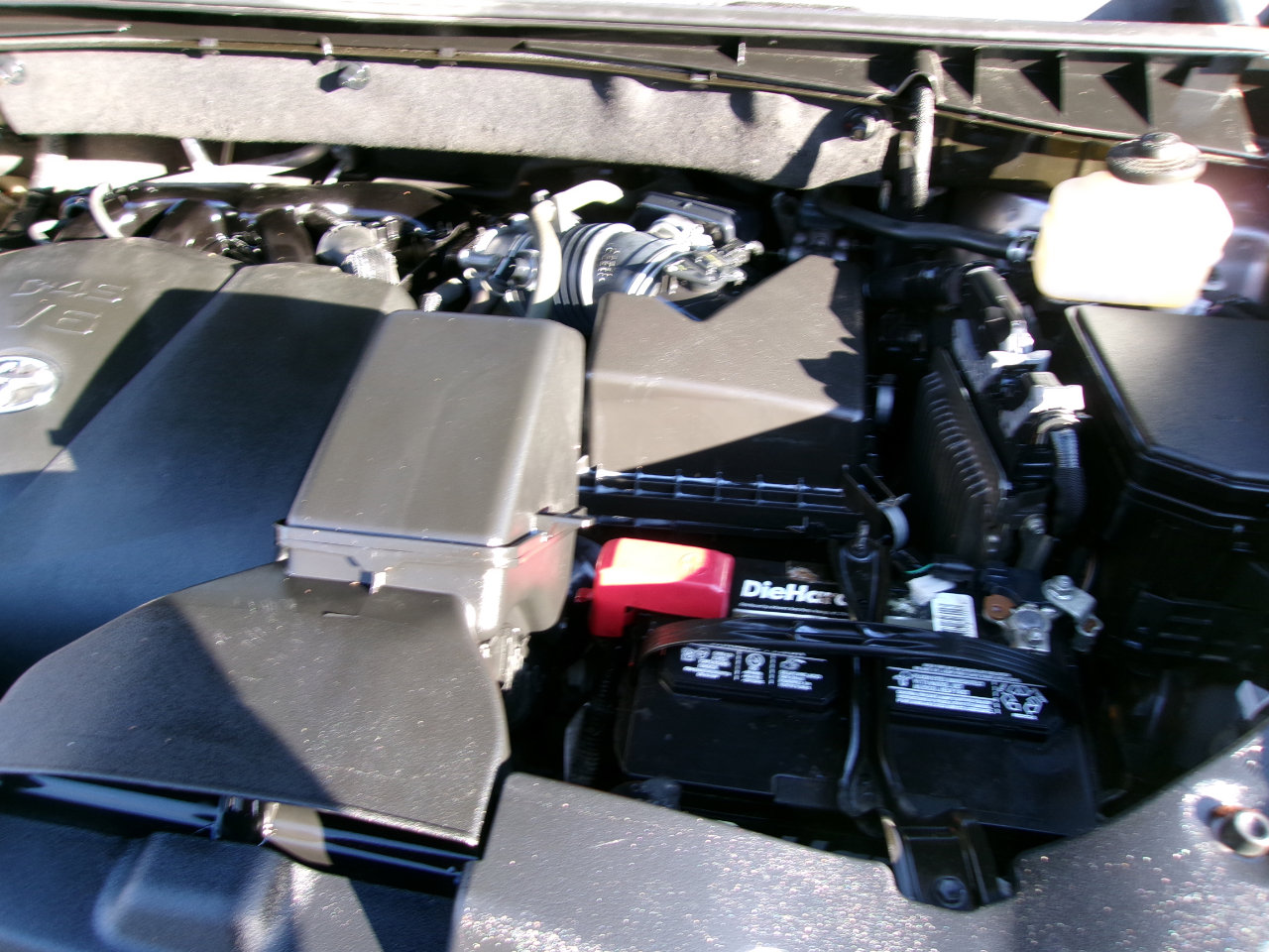 Used 2019 Toyota Highlander XLE image 21