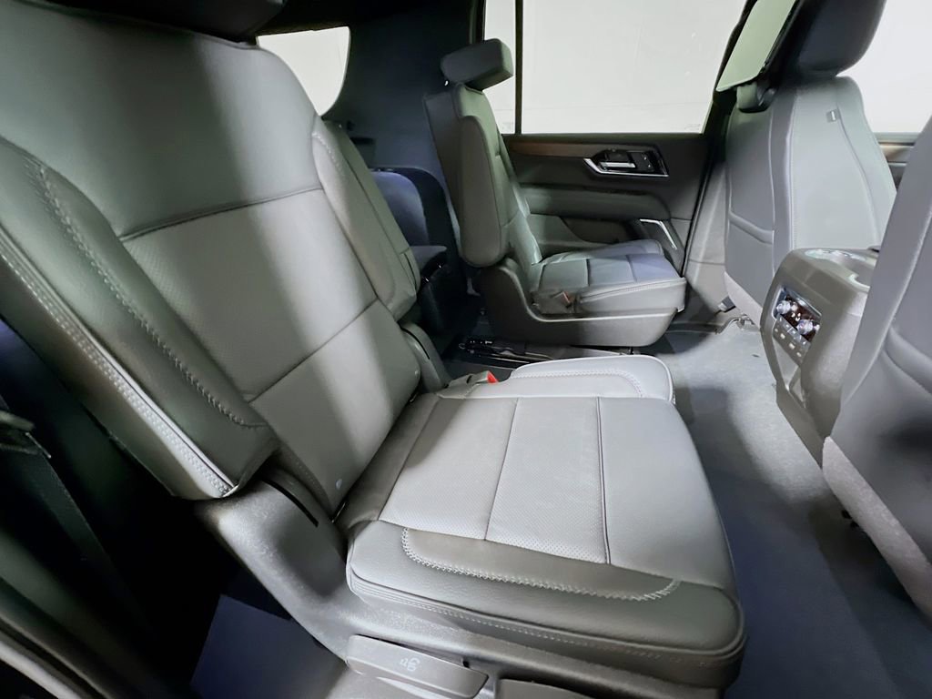 New 2026 GMC Yukon XL Denali w/ Denali Reserve Package image 20