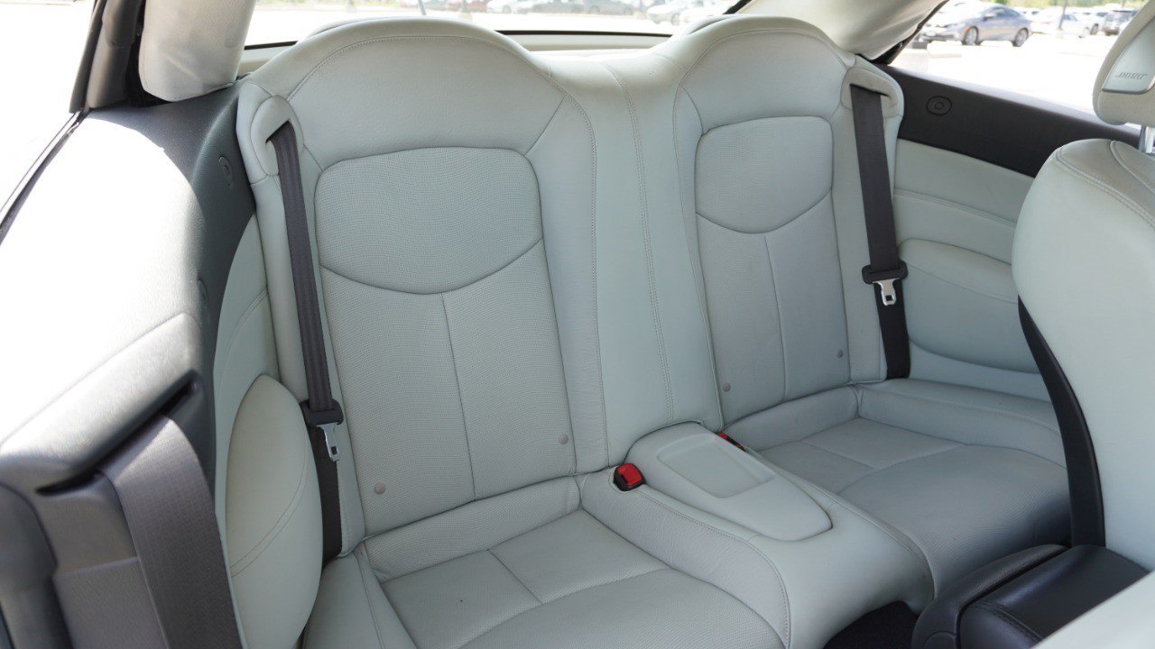 Used 2010 INFINITI G37 Convertible w/ Premium Pkg RWD image 28