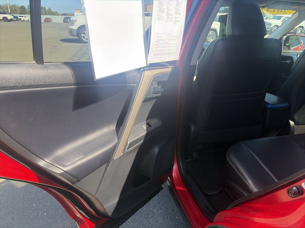 Used 2014 Toyota RAV4 Limited AWD/4WD image 11