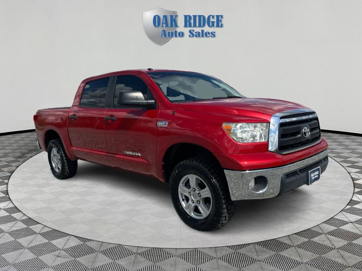 Used 2013 Toyota Tundra 2WD CrewMax w/ SR5 Pkg image 3