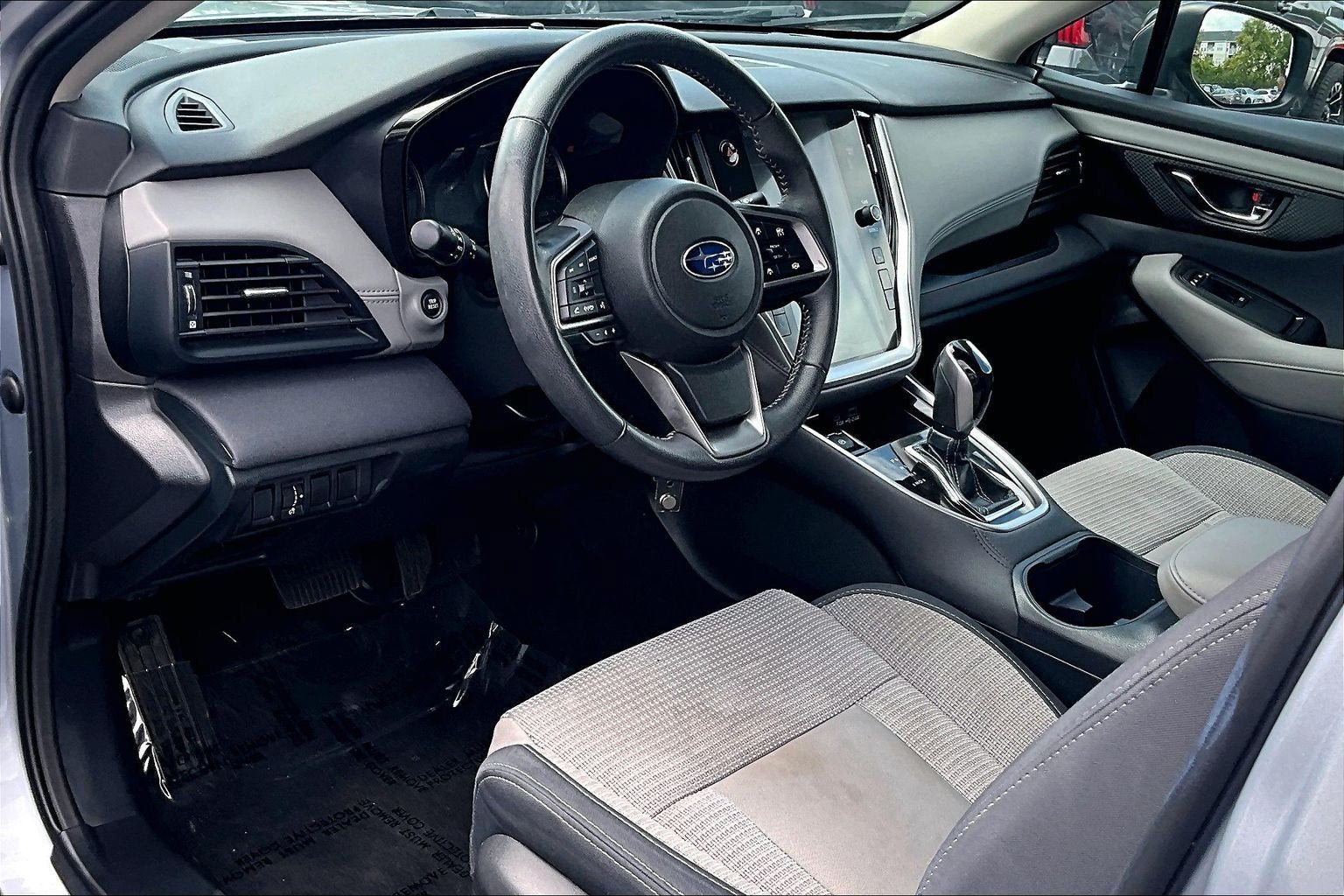 Used 2023 Subaru Outback Premium AWD/4WD image 12
