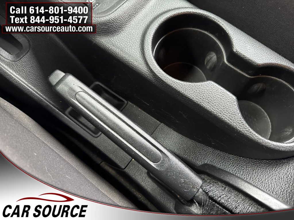 Used 2013 Jeep Wrangler Sport w/ Connectivity Group image 25