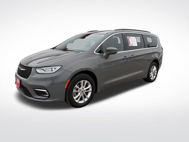 Used 2022 Chrysler Pacifica Touring