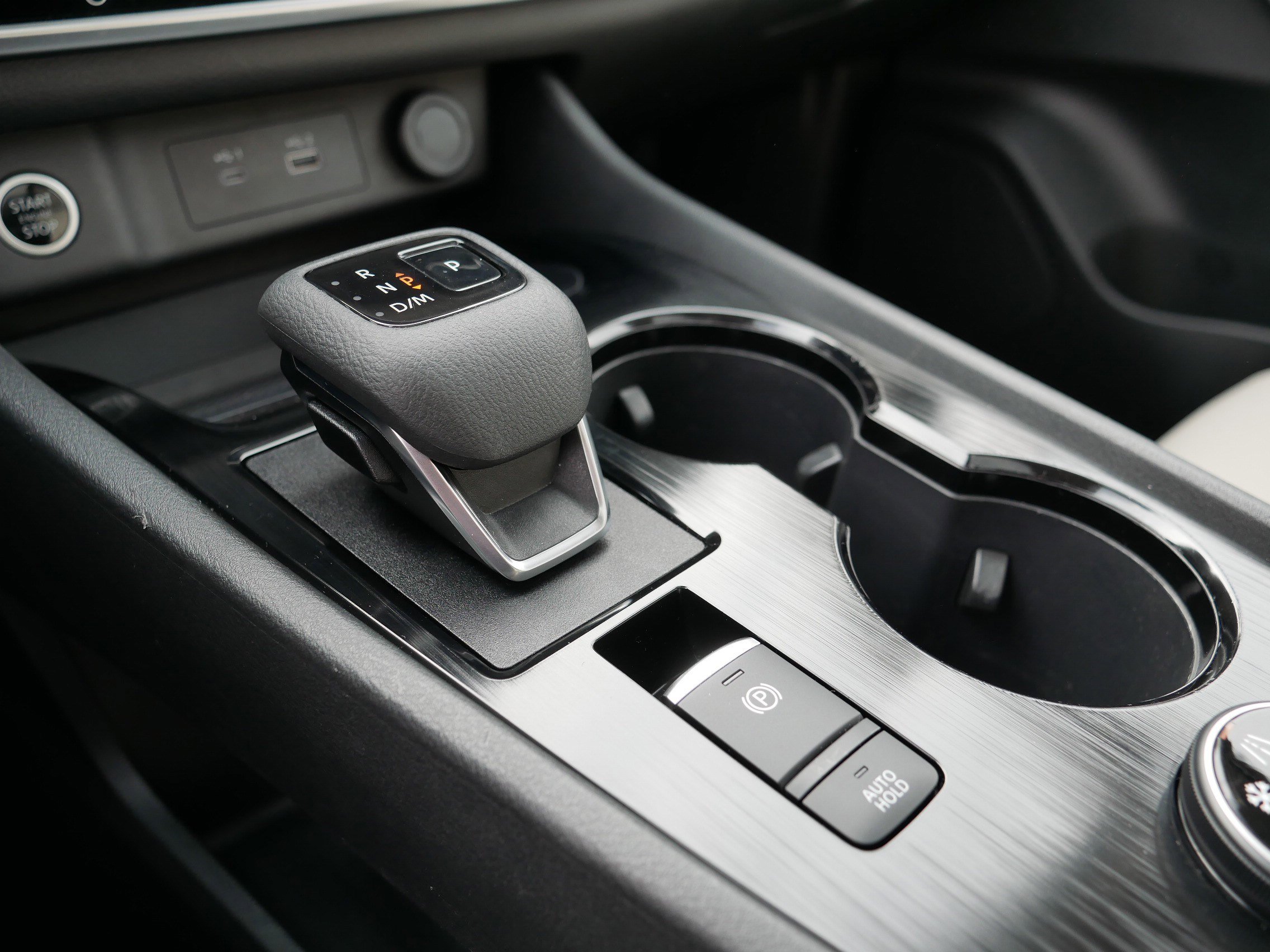 Used 2023 Nissan Rogue SV w/ SV Premium B Package image 24