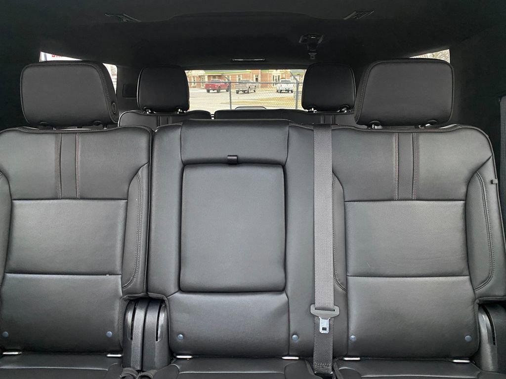 Used 2021 Chevrolet Suburban RST w/ Rear Media and Nav Package image 34