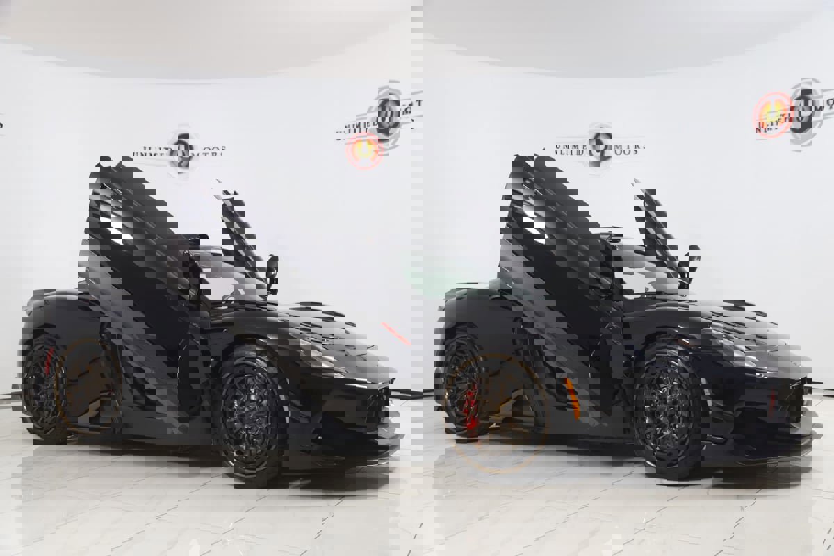 Used 2022 Maserati MC20 Coupe image 2