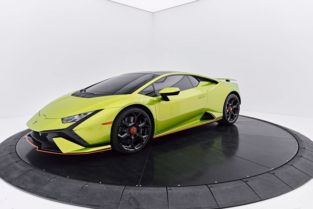 Used 2023 Lamborghini Huracan Tecnica RWD image 11