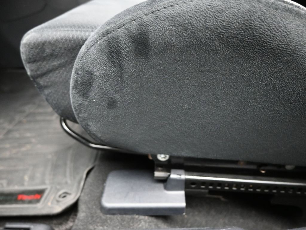 Used 2008 Mitsubishi Lancer Evolution GSR image 11