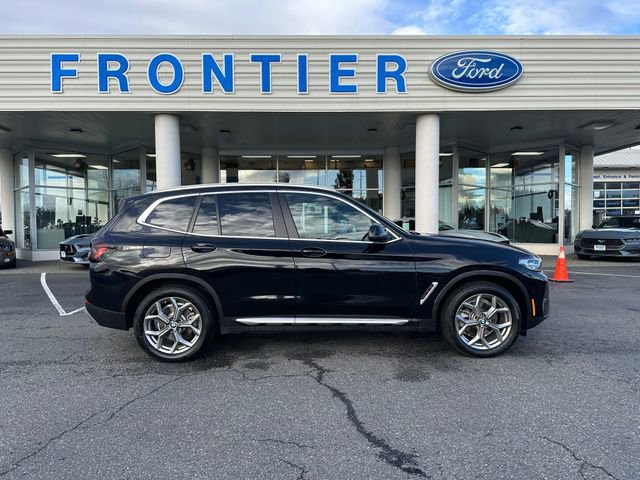 Used 2024 BMW X3 xDrive30i image 2