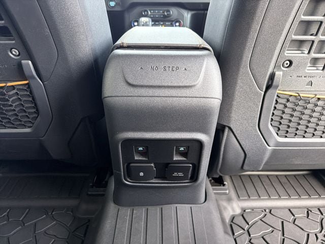 Used 2024 Ford Bronco Badlands AWD/4WD image 20
